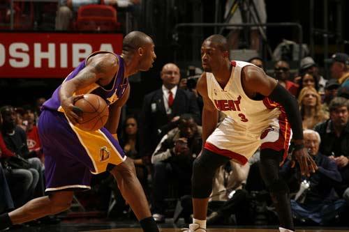 足球报：海港内部鼓励球员放开去打，高层无条件信任穆斯卡特（足球报：海港鼓励球员放开踢，高层对穆斯卡特完全信任）