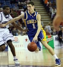 国安夺冠晋级亚冠精英附加赛，保底奖金80万美元背后的机遇与挑战（国安封王跻身亚冠精英附加赛：80万美元保底奖金的红利与压力）