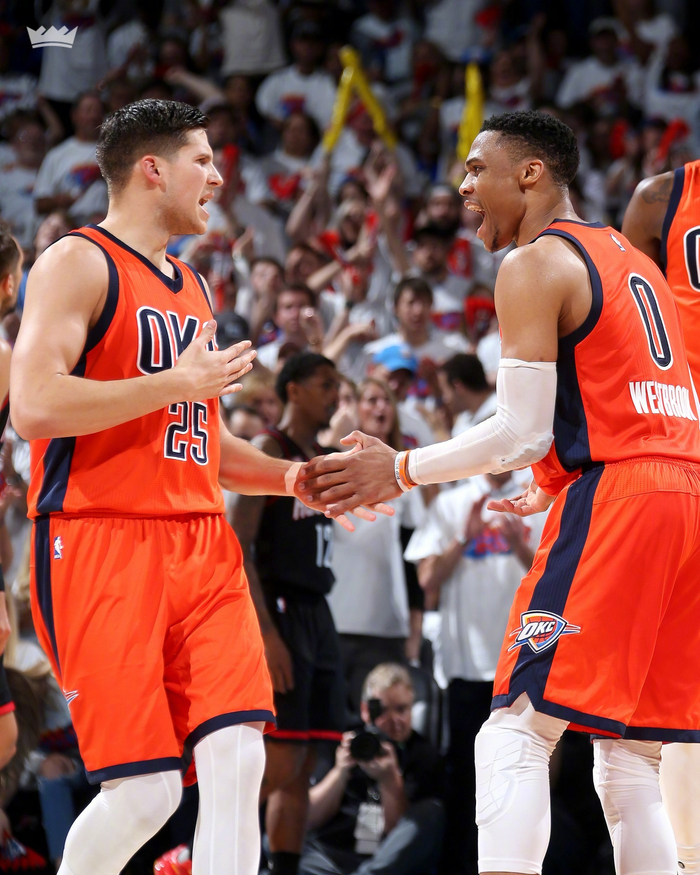 德转评年度最佳左边锋：迪亚斯、KK、拉菲尼亚、维尼修斯入围（德转年度最佳左边锋候选出炉：迪亚斯、KK、拉菲尼亚、维尼修斯在列）