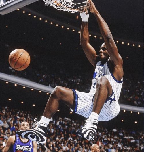 迪乌夫：新环境并不容易应对，我的目标是与国米一起成长（迪乌夫：新环境挑战不小，我要和国米一同成长）