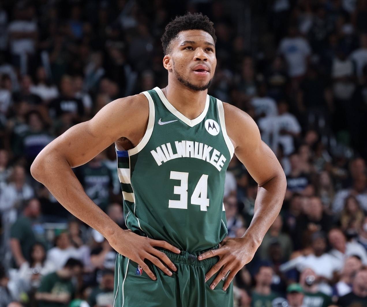 奥巴梅扬：自豪作为队长带枪手夺足总杯；后悔从巴萨去蓝军（奥巴梅扬：以队长之名率阿森纳加冕足总杯倍感荣耀；从巴萨转投切尔西成一大遗憾）